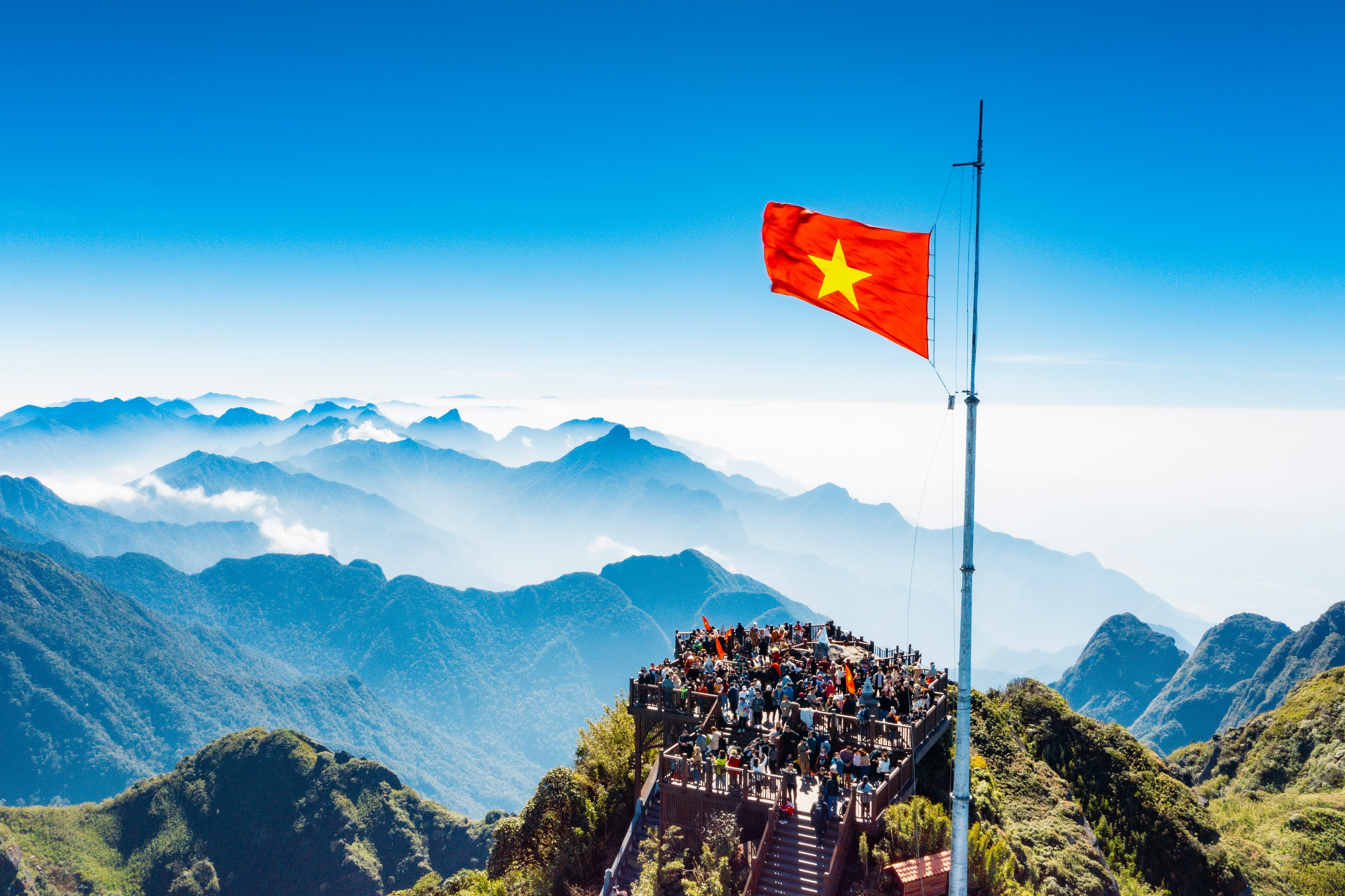 vivu-vietnam-XtSg__lMT3k-unsplash.jpg